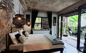 La Plage Hotel